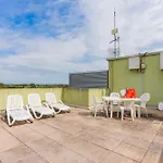 Castello Apartment *