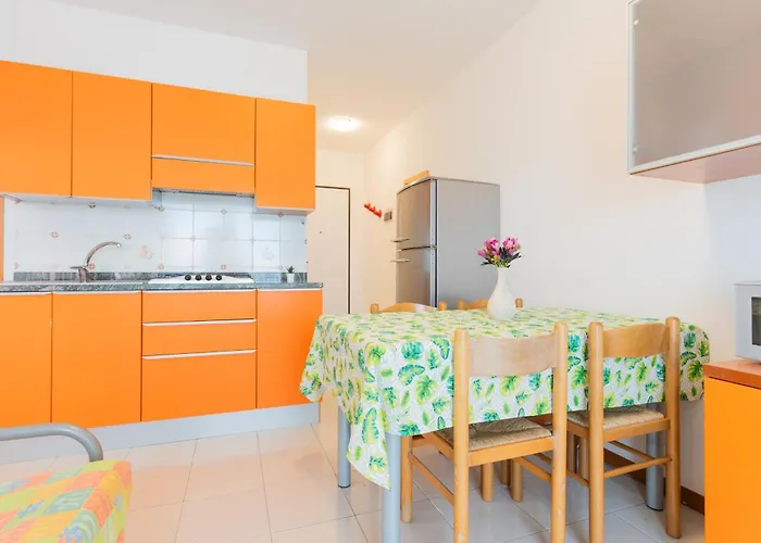Apartman Castello *